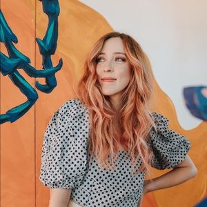 Meet your Posher, Courtney